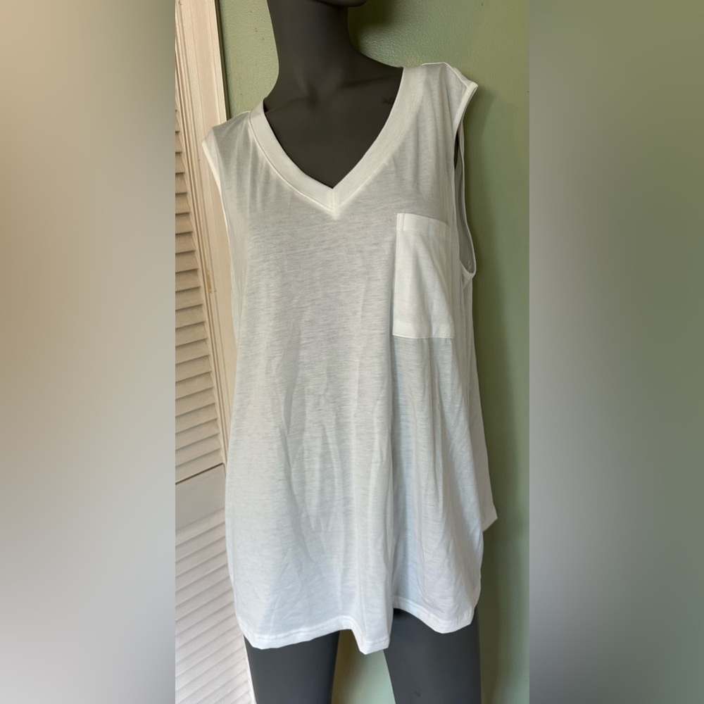 Modlilly White Tank Top Sleeveless Soft Casual Size XL NIB